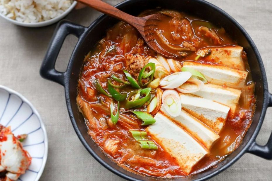 참치김치찌개 - 우리의식탁 | 레시피