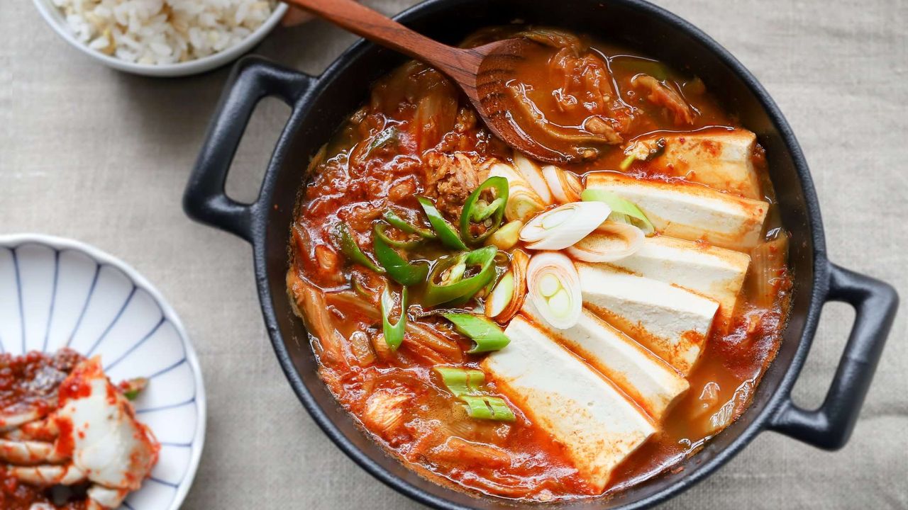 참치김치찌개 - 우리의식탁 | 레시피